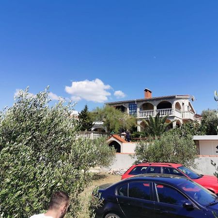 Apartman Ankica Vir Luaran gambar