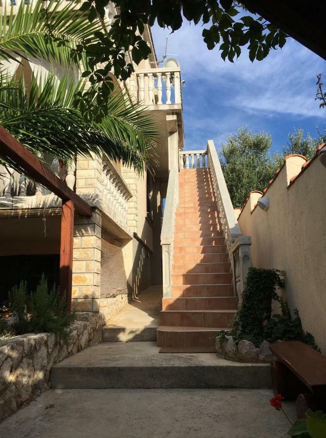 Apartman Ankica Vir Luaran gambar